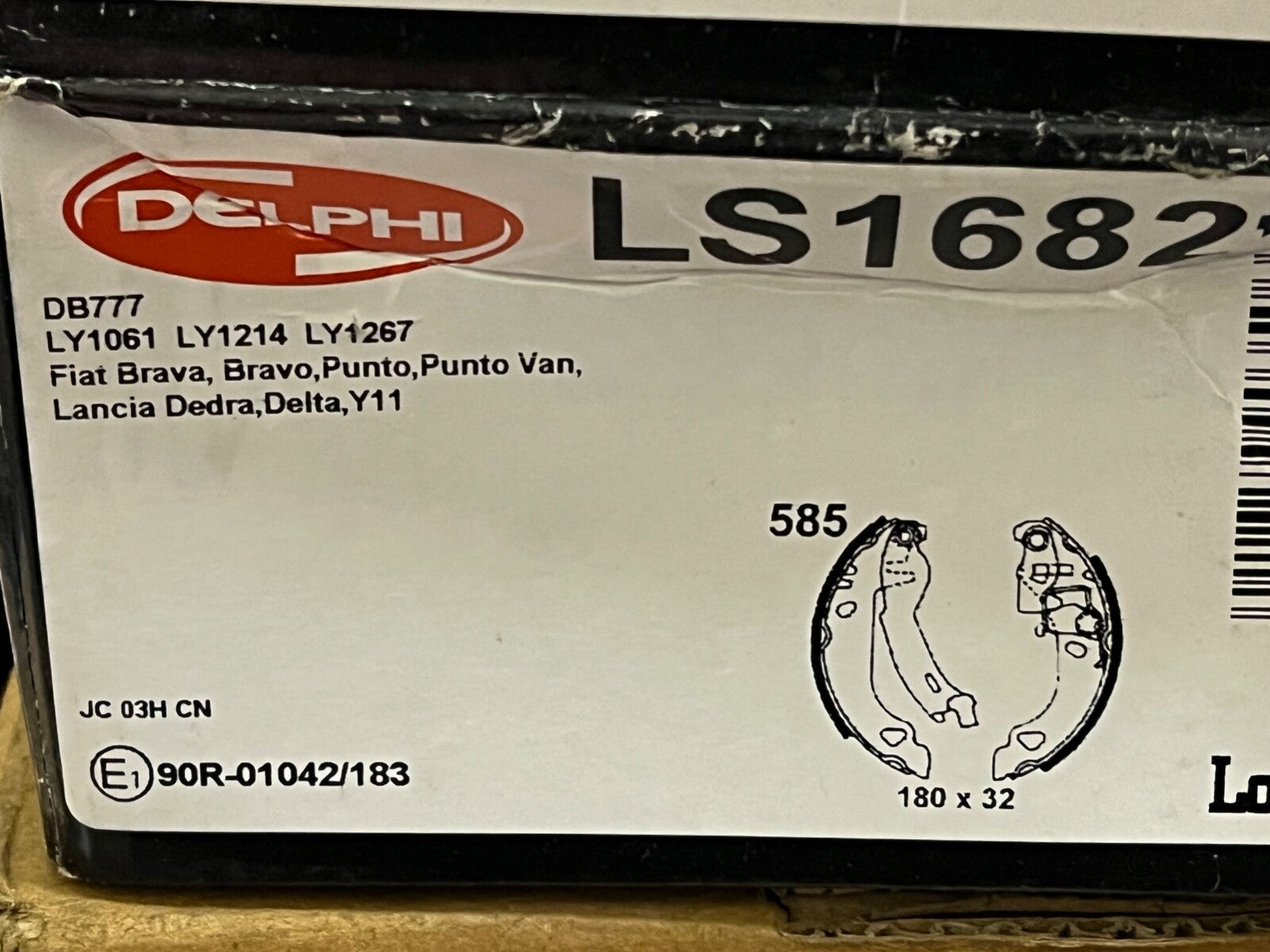 Delphi LS1682 Rear Brake Shoe Set fits Fiat Lancia
