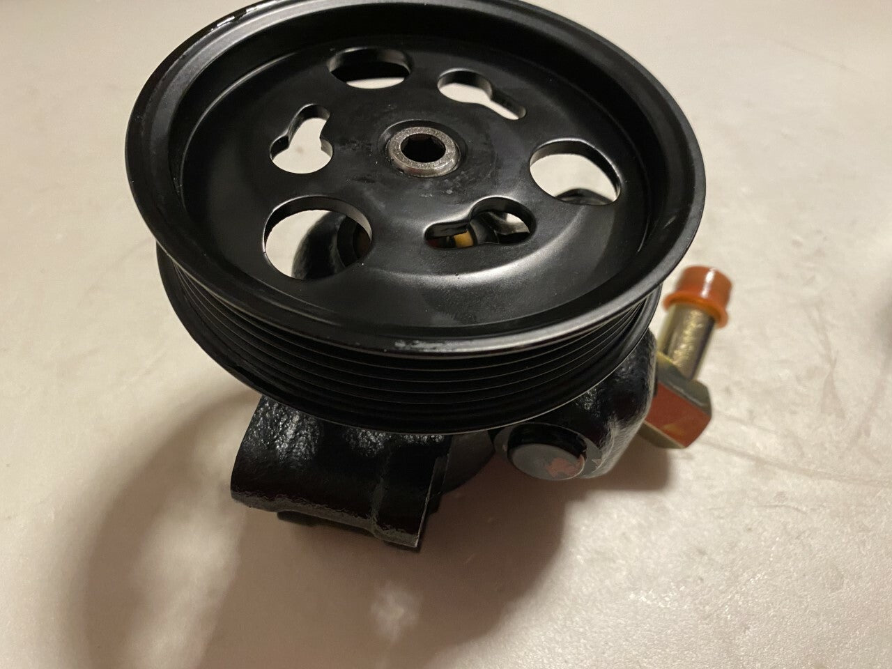 Q Drive 619590171 Power Steering Pump fits Kia Sedona