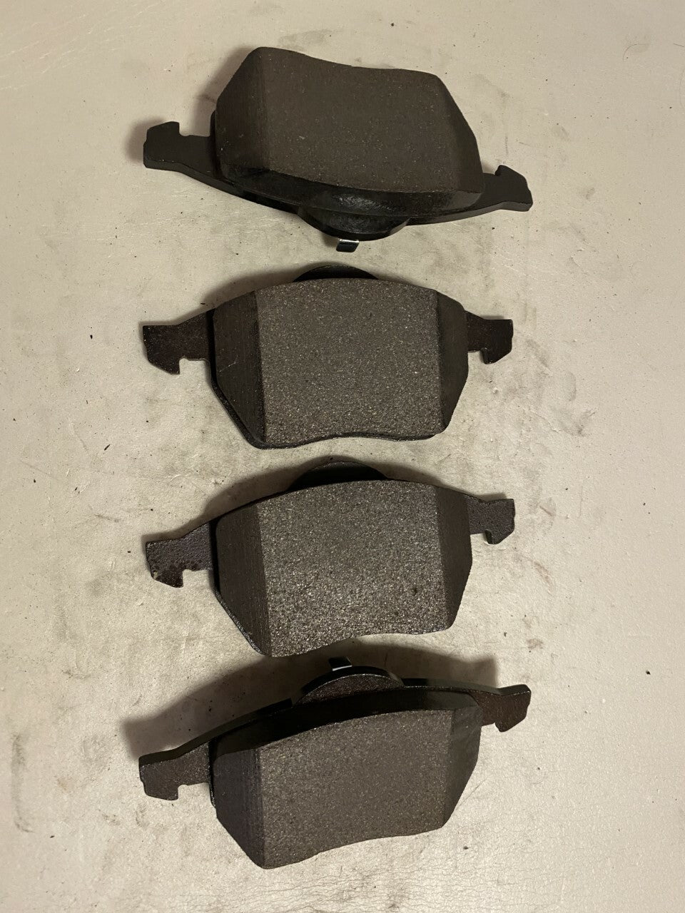 Bosch 0986424481 Brake Pad Set