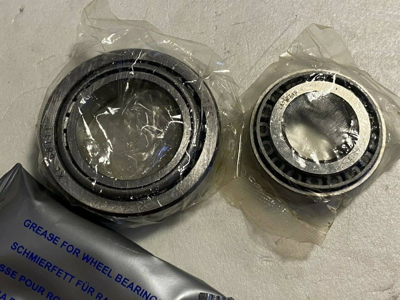 DWB1070 Wheel Bearing Kit