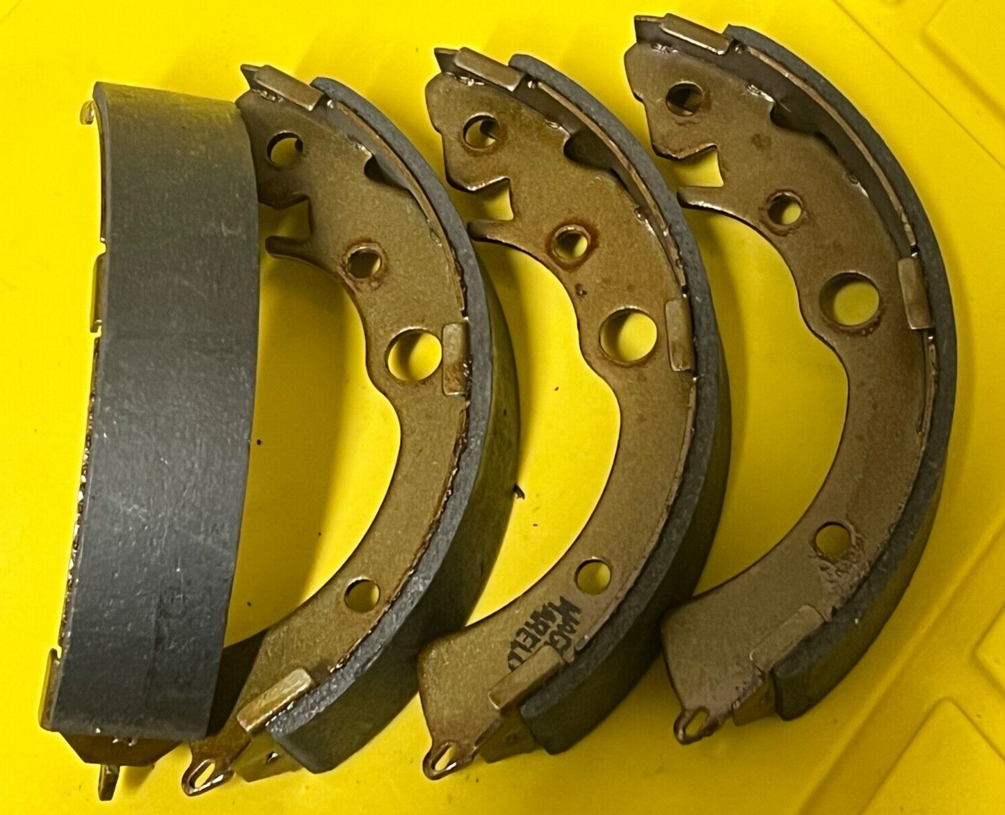 Magneti Marelli BSS2149 Rear Brake Shoe Set fits Honda Civic