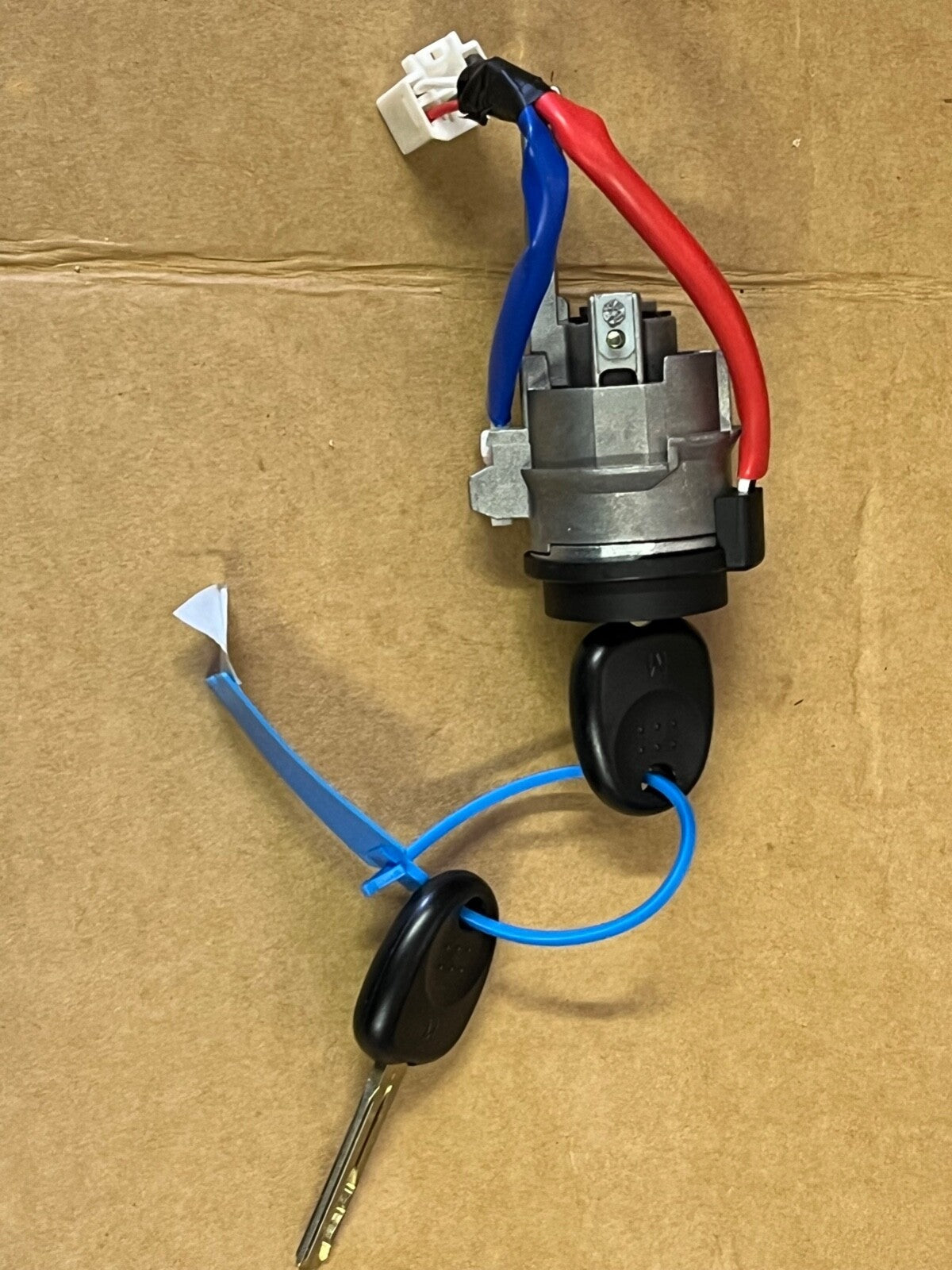 Genuine Hyundai 81900D3G00 Ignition Barrel and Keys