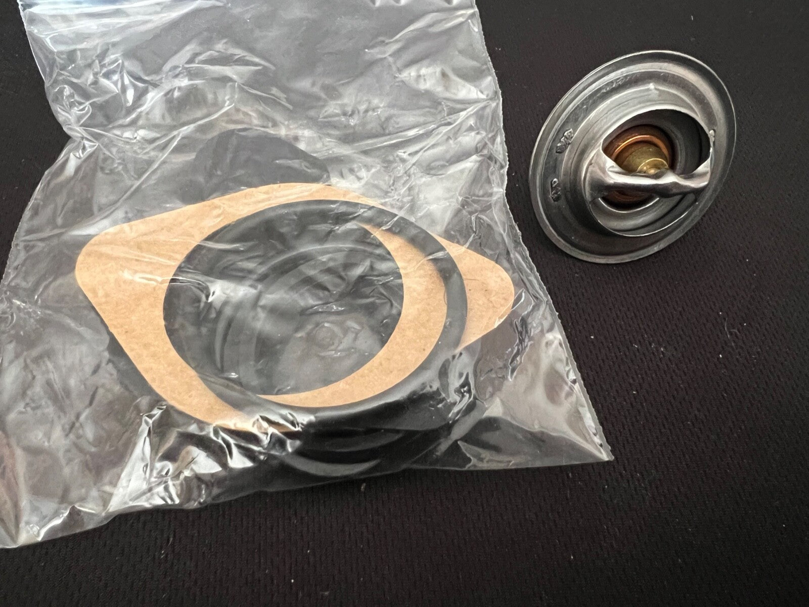 Thermostat Kit for Citroen C4 2004-2011 Continental Direct CTH118K