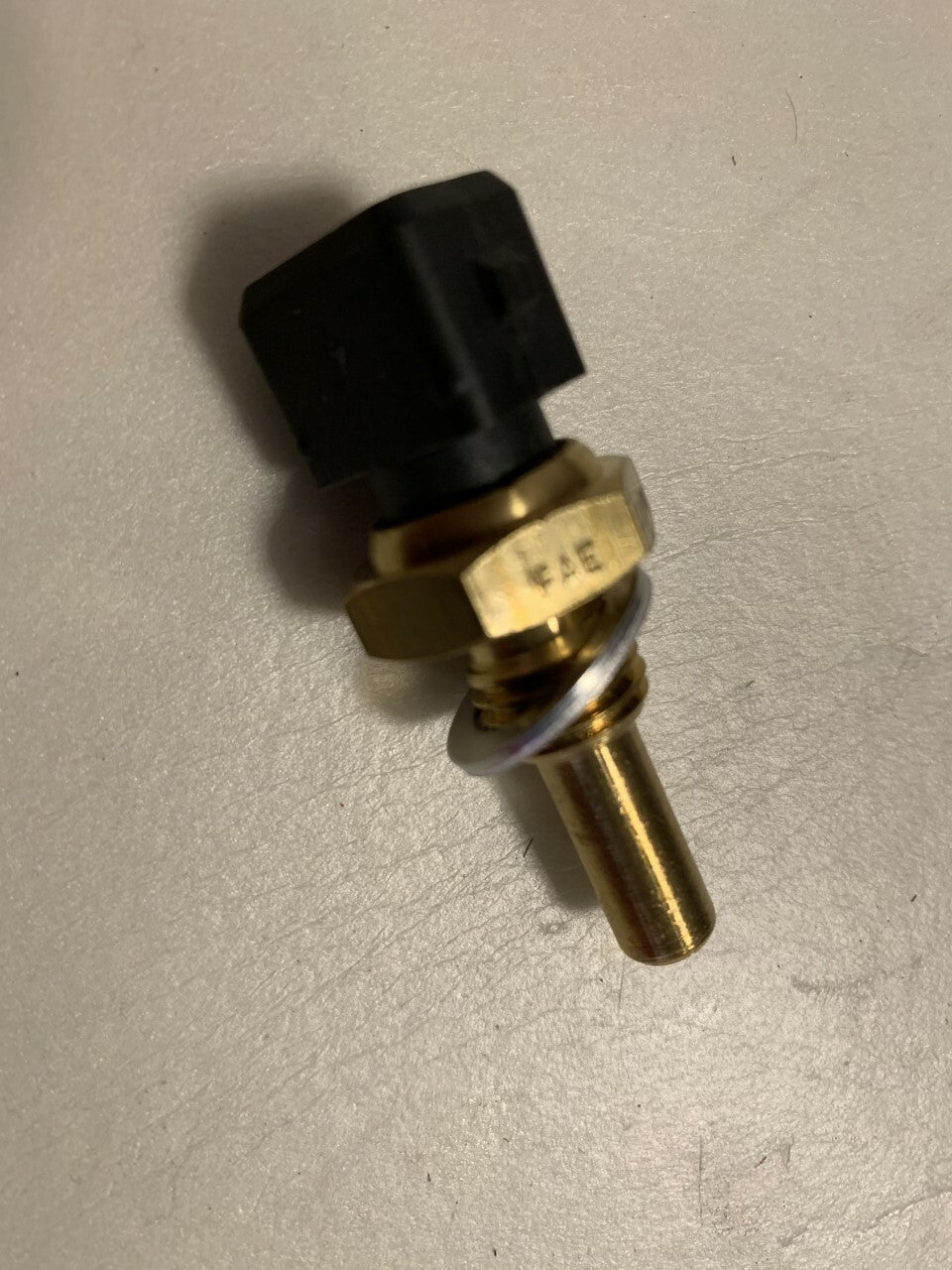 Fuel Parts WS1161 Coolant Temperature Transmitter Sensor