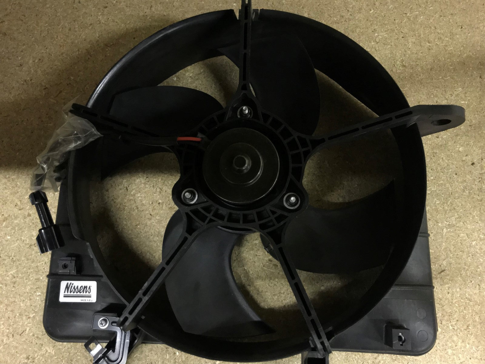 Cooling Fan Honda CR-V 95-99 2.0p Jazz 02-04 1.4p Nissens 85022 ECP No 213600020