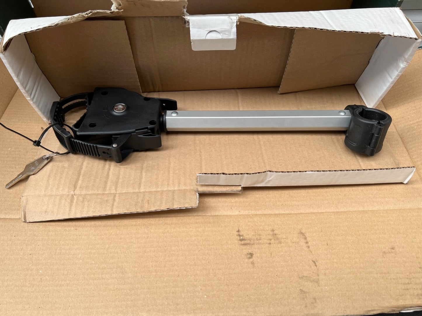 Menabo BAAC025 Long Bike Frame Holder for Towbar Mounted Bike Carrier