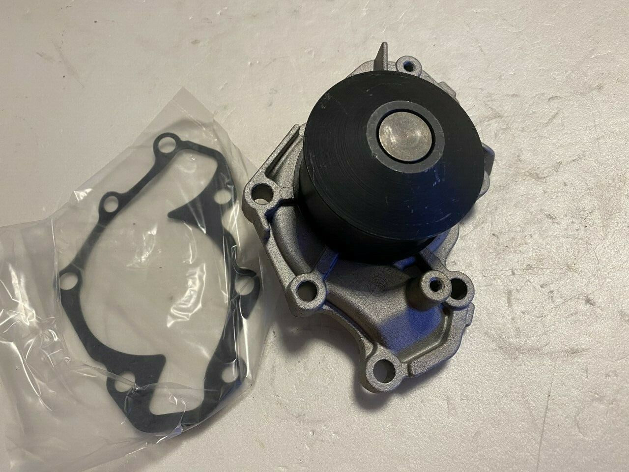 BGA CP6560T VKPC95003 Water Pump fits Mitsubishi