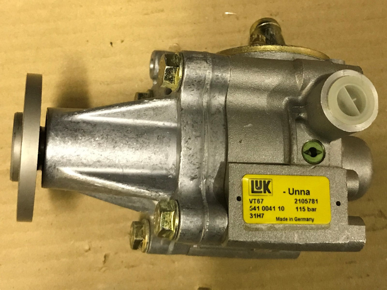 Power Steering Pump fits Mercedes E Class E420 E400 SL500 LUK 541004110