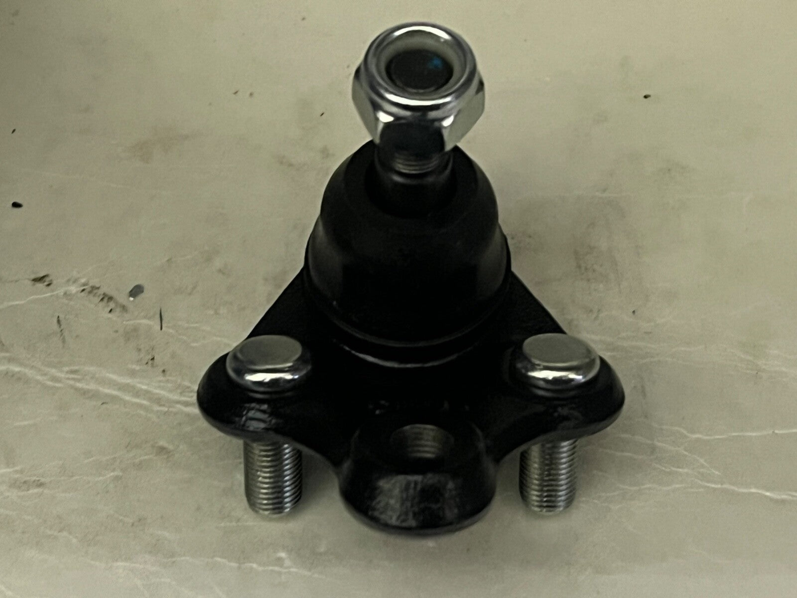 Lemforder 3069101 Front Lower Ball Joint fits Toyota Corolla Prius Wish Yaris