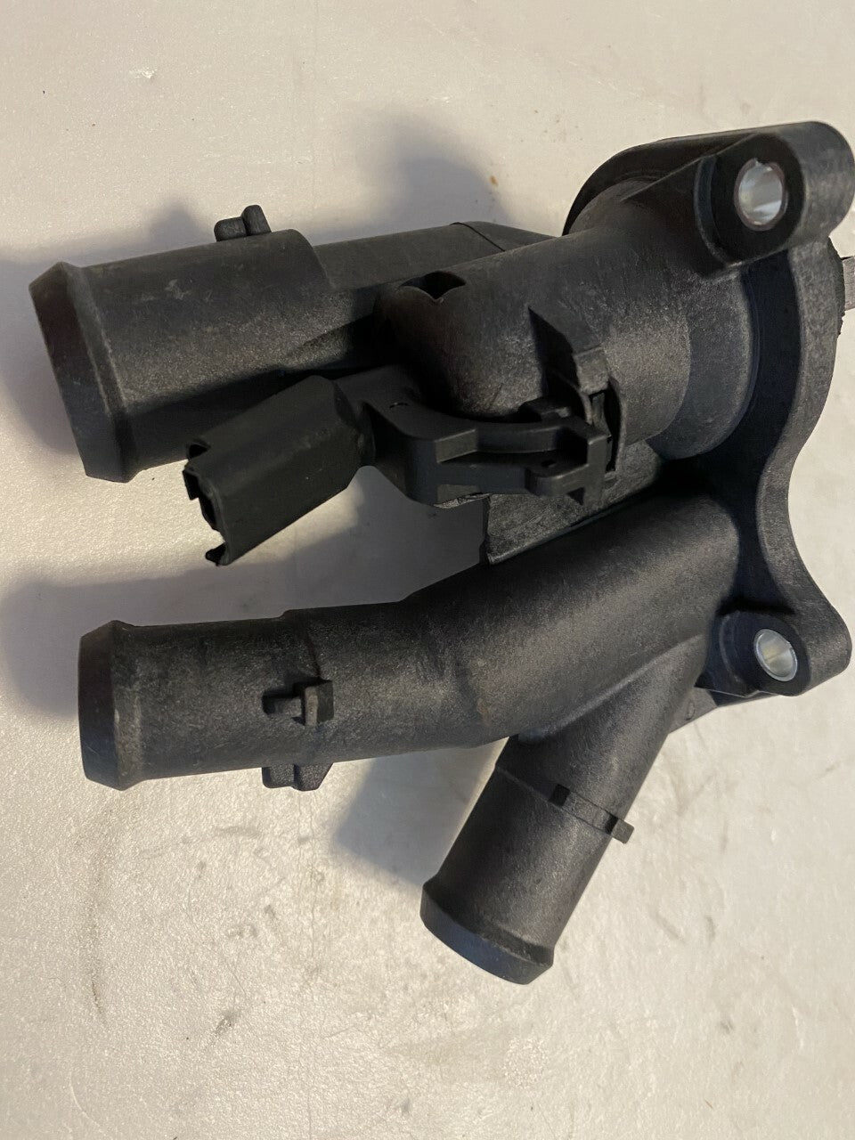 BGA CT2311 TH44798G1 Thermostat Housing fits Ford