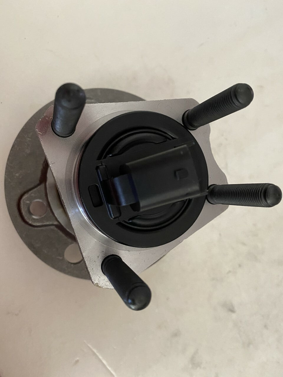 PWK0697 Front Wheel Bearing Hub fits Vauxhall