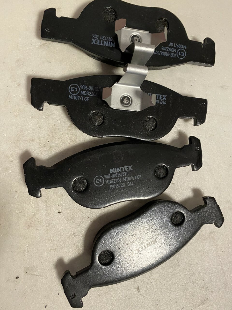 Mintex MDB2206 Front Brake Pad Set