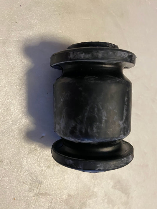 J4238007 SS5945 Suspension Control/Wishbone/Arm Bushing/Mount fits Suzuki