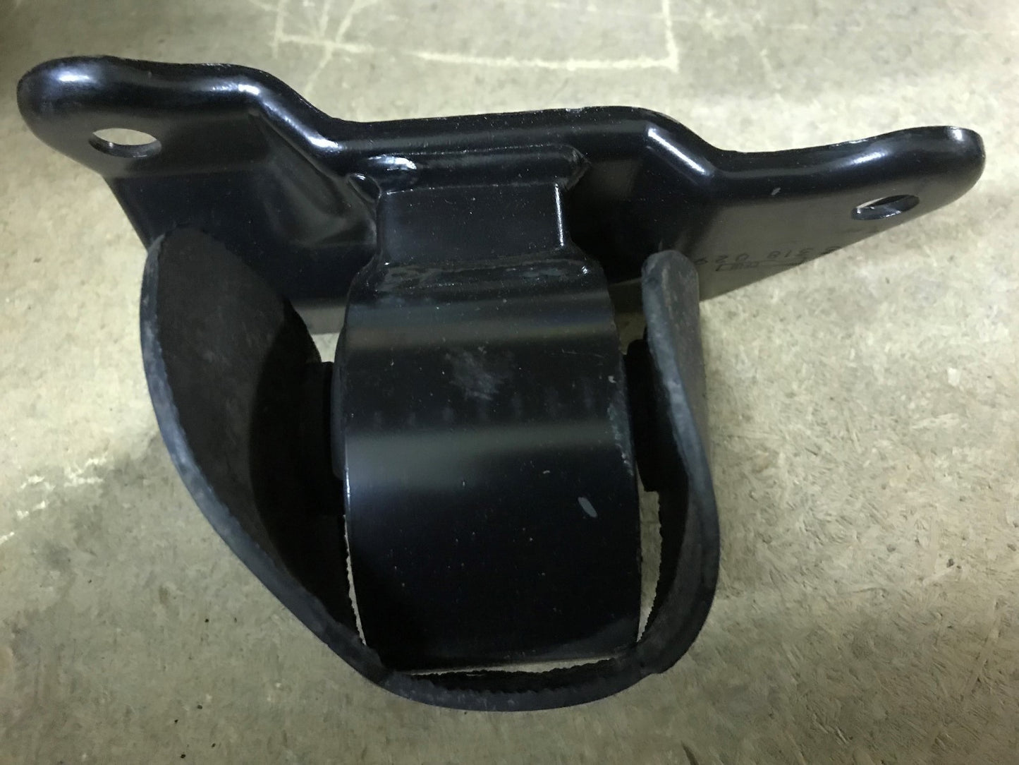 Left Engine Mount Mitsubishi Carisma 95-06 various eng sizes Blue Print ADC48093