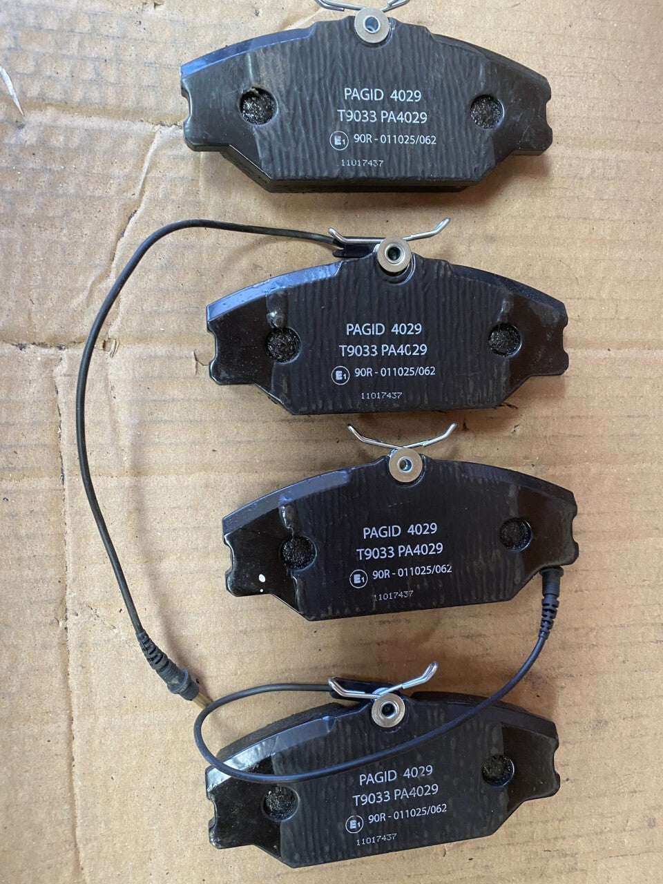 Pagid T9033 MDB1613 Brake Pad Set fits Renault