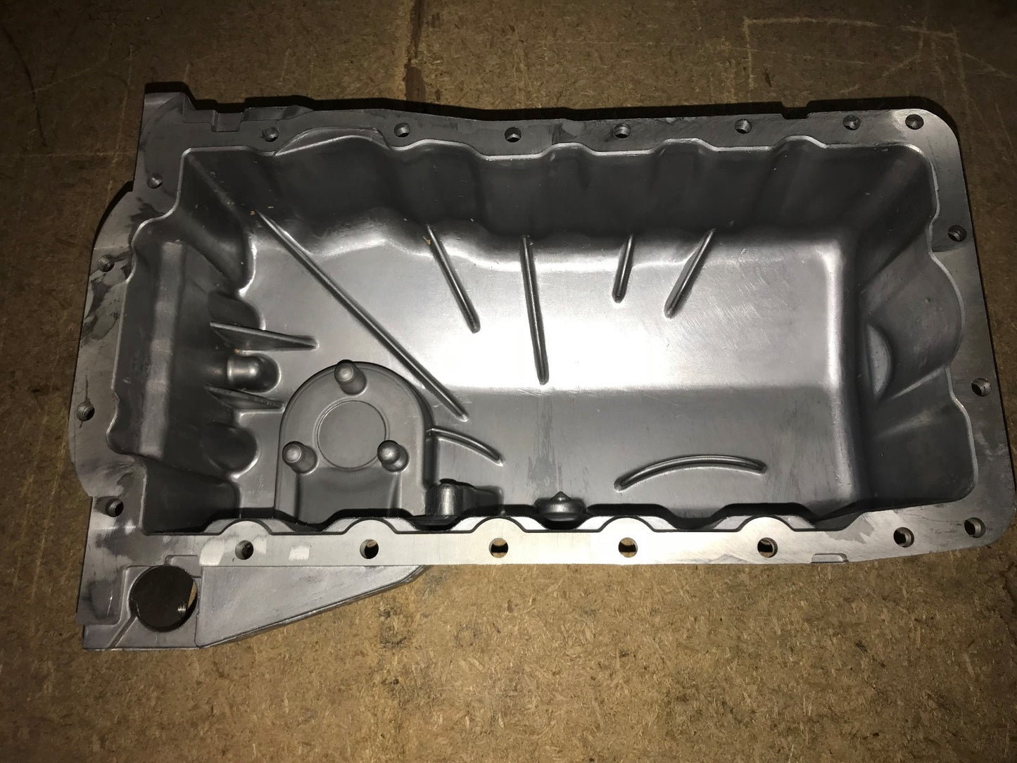 Oil Sump Audi A3 TT Seat Leon Toledo Skoda Octavia VW Golf Bora 332440560