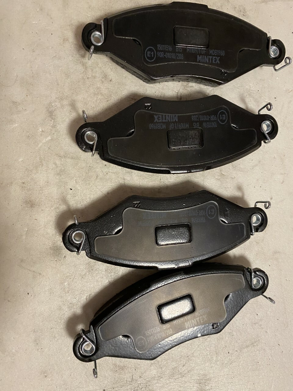 Mintex MDB1960 Front Brake Pad Set fits Citroen Peugeot