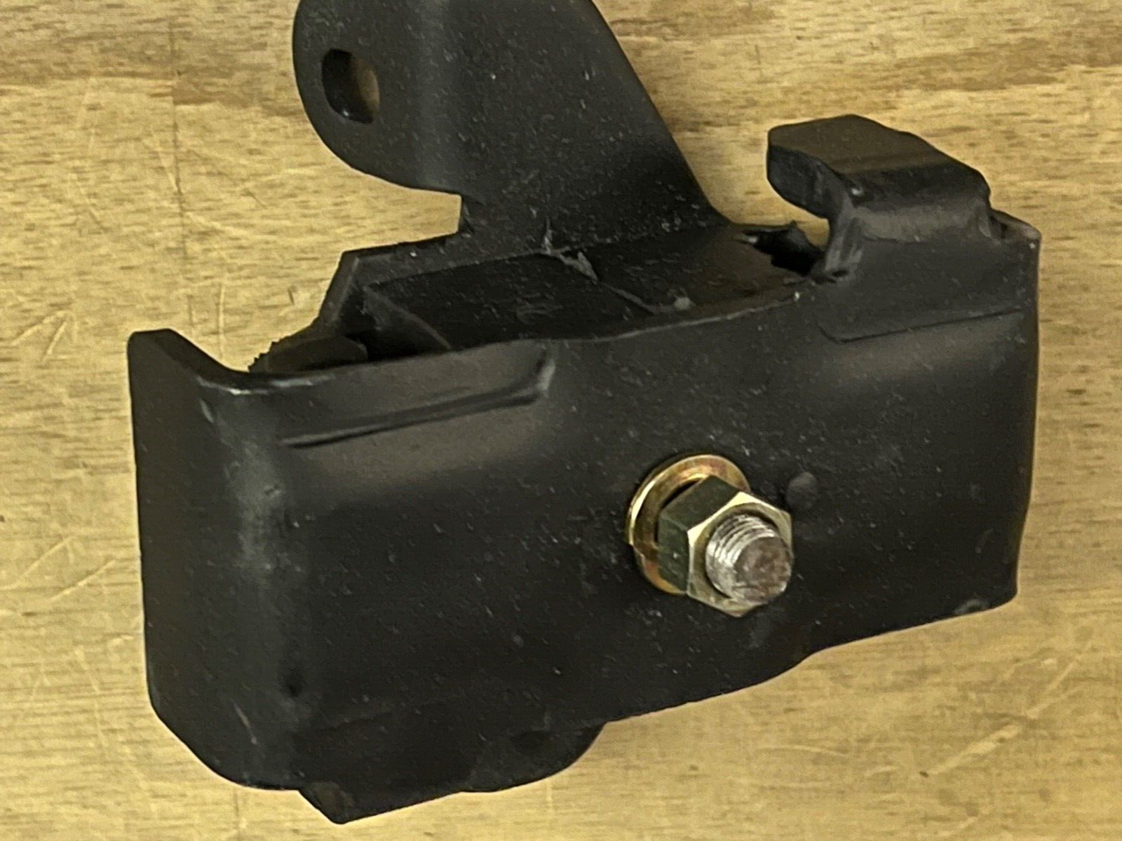 Japko GOJ901 Right Hand Side Engine Mount fits Isuzu Trooper 2 Opel Monterey