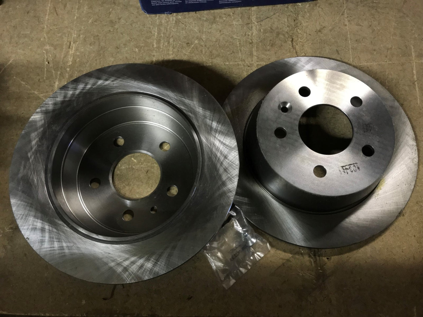 Rear Brake Discs (Pair) Mercedes V Class 1996-2003 Vito Brembo 08.6968.10