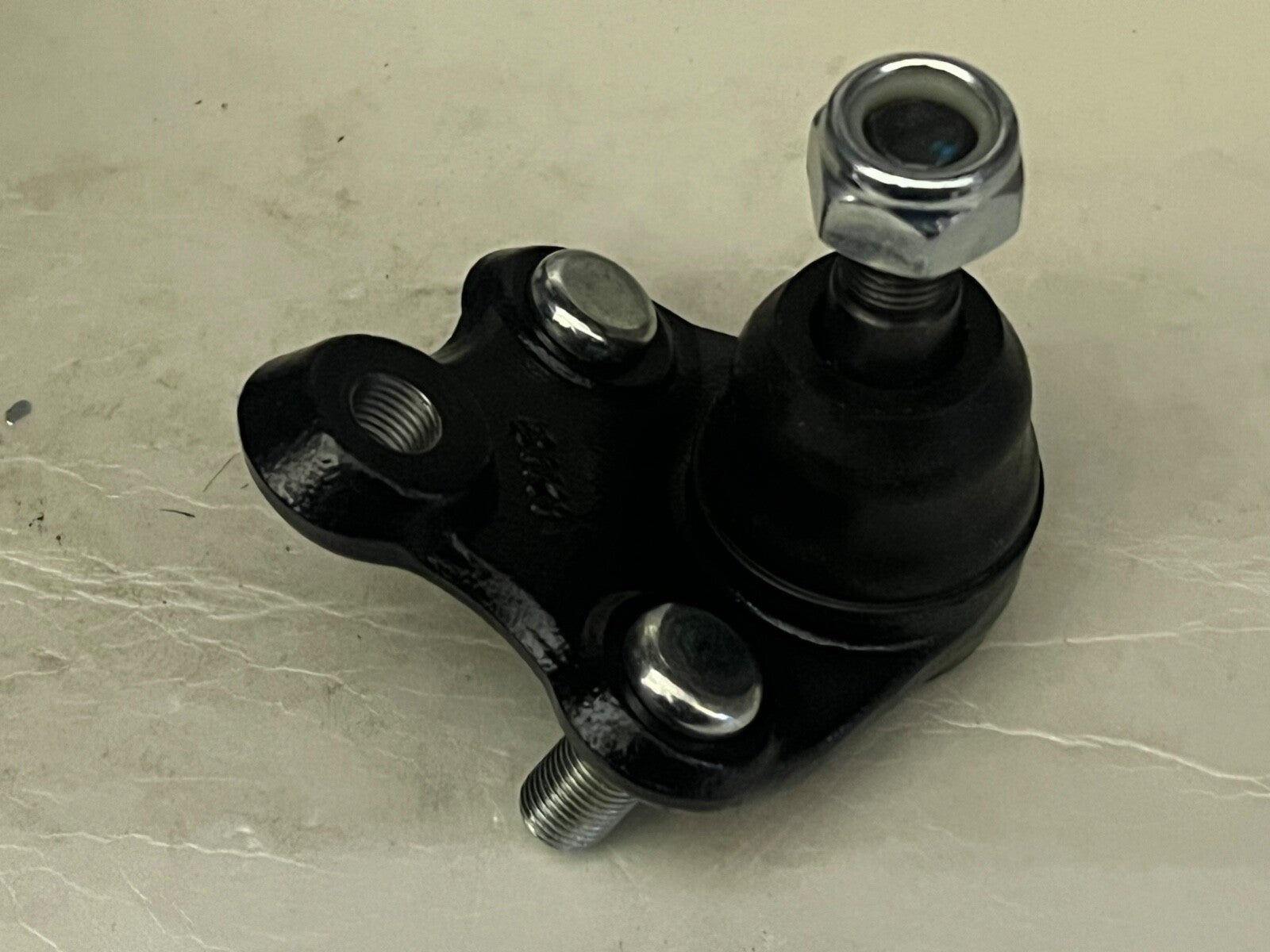 Lemforder 3069101 Front Lower Ball Joint fits Toyota Corolla Prius Wish Yaris