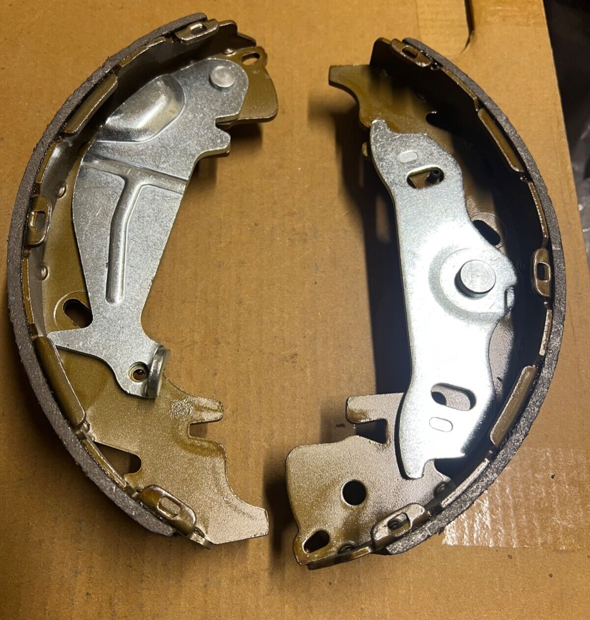 Pagid H1790 Rear Brake Shoe Set fits Hyundai