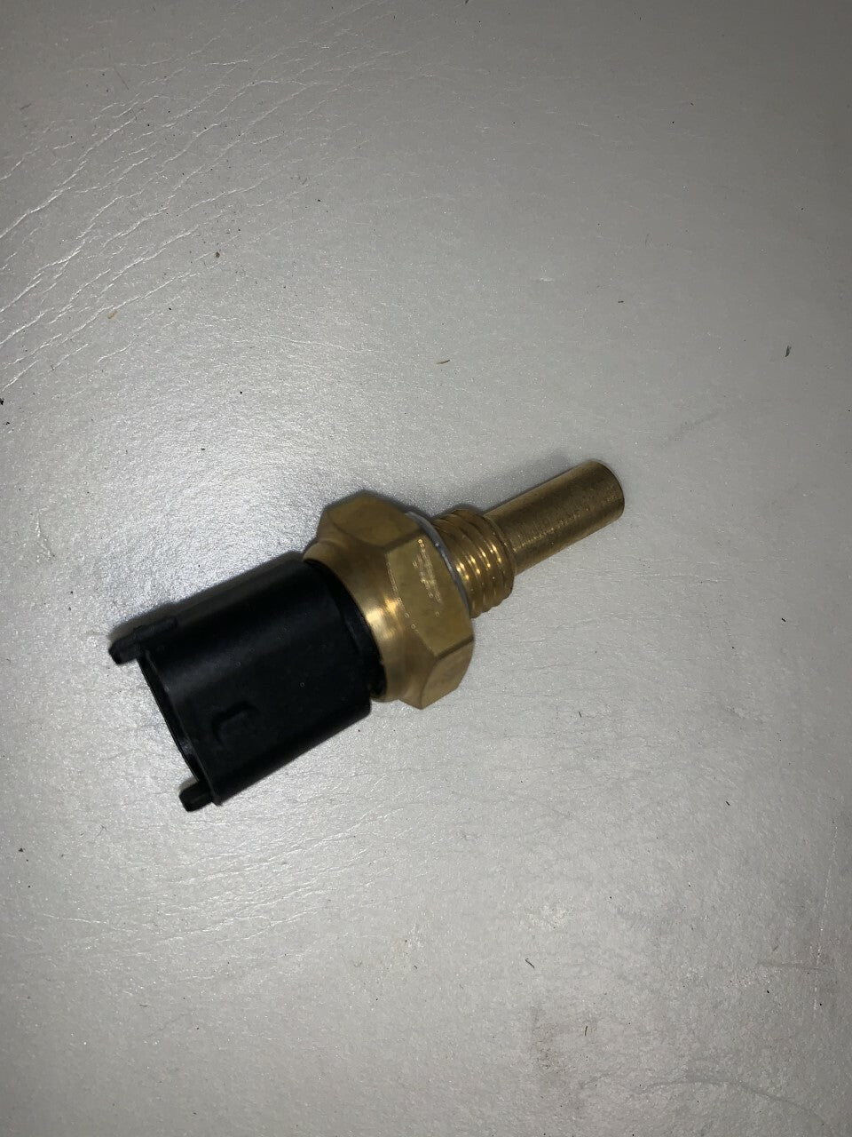 Fuel Parts WS1072 Coolant Temperature Transmitter Sensor 