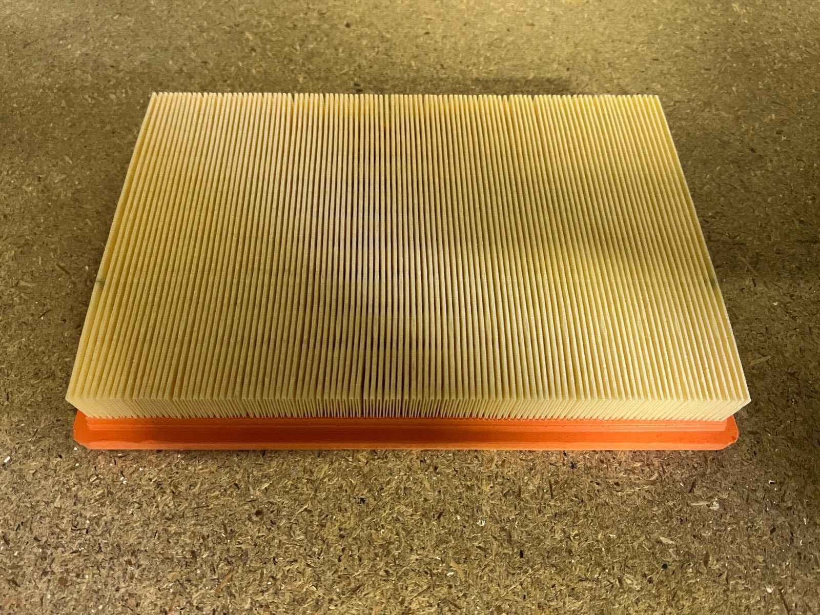 Bosch S3685 1457433685 Air Filter fits Hyundai Accent Mazda 626 E