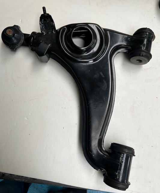 2013304007 Suspension Track Control Arm Near Side LH fits Mercedes 190 W124 C124