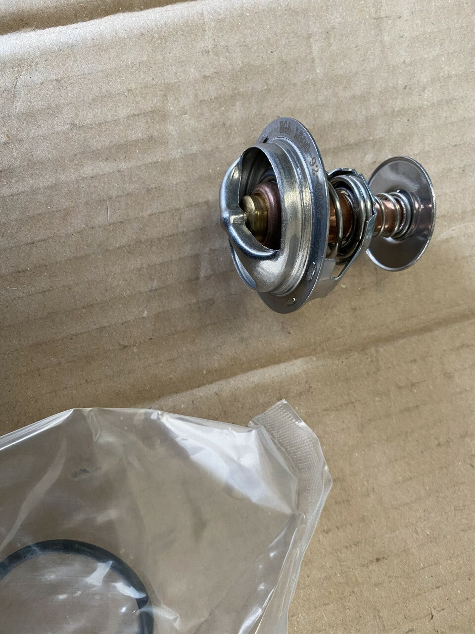 BGA CT5575K TH06082G1 Thermostat fits Ford