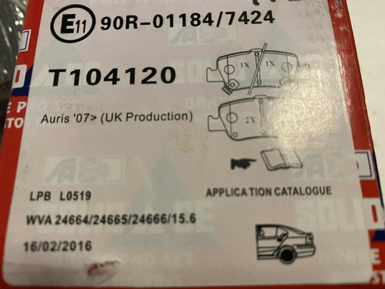Solid Auto T104120 Rear Brake Pad Set