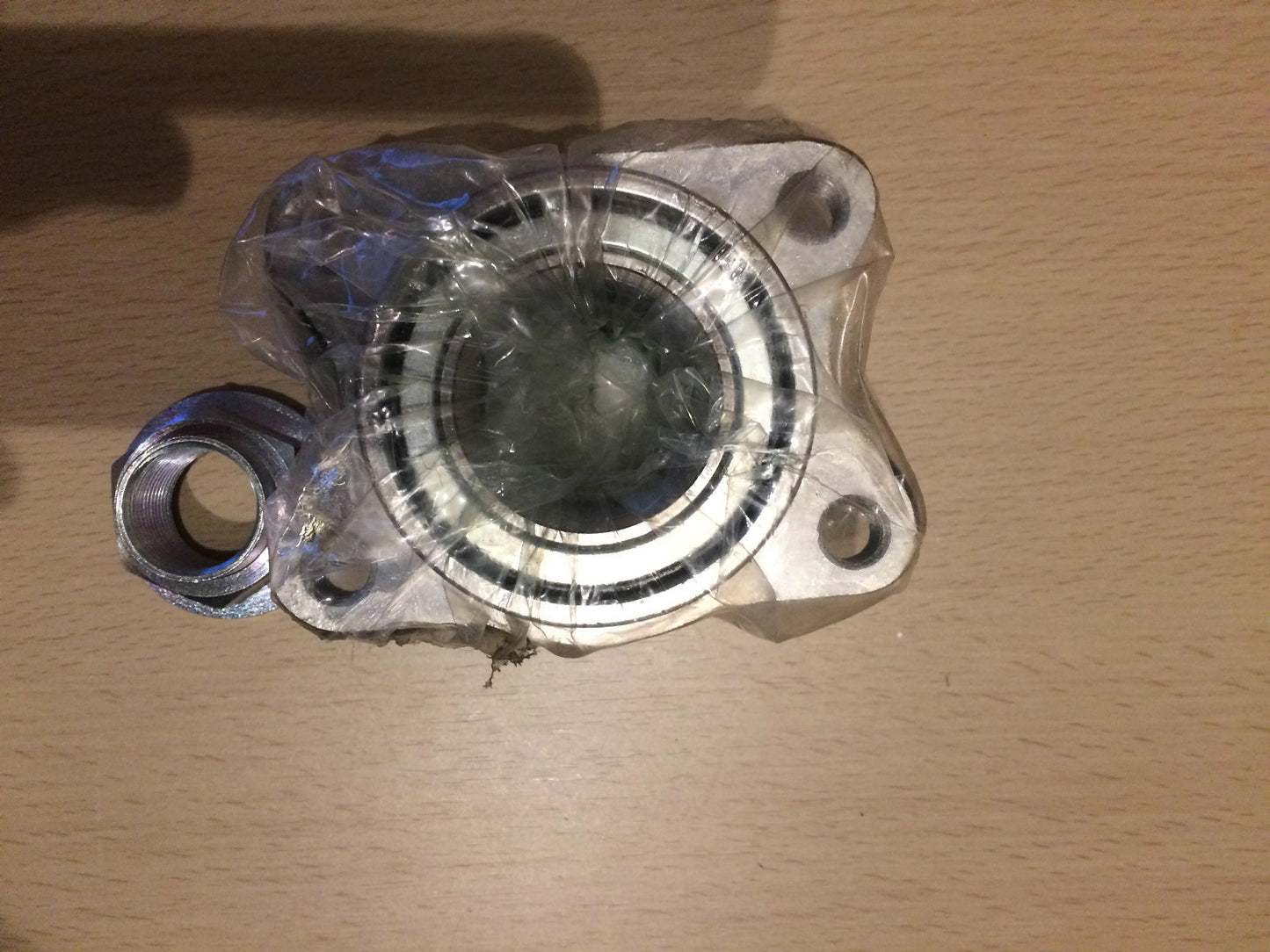 Front Wheel Bearing Kit Mitsubishi Gallant 96-04 992894 / M337027 NEW **BARGAIN*