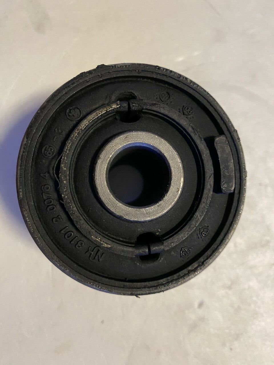 Nipparts J4252003 102104 Subframe Bush/Mount fits Toyota