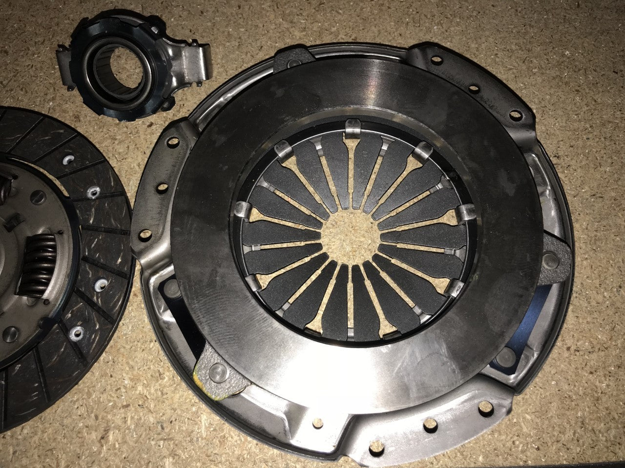 3 Piece Clutch Kit Cover Plate Bearing Fiat Uno 83-92 Panda 80-03 Valeo 801286