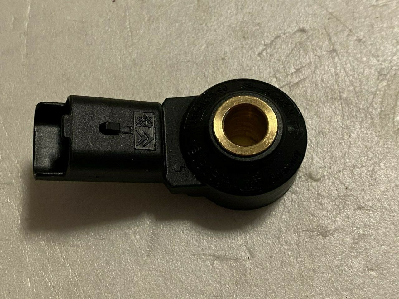 Fuel Parts KS121 Knock Sensor