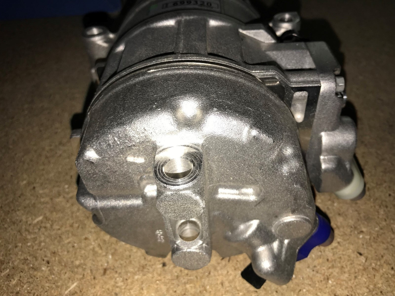 Air Conditioning Compressor Pump for BMW 5 Series E39 7 Series E38 Valeo 699320