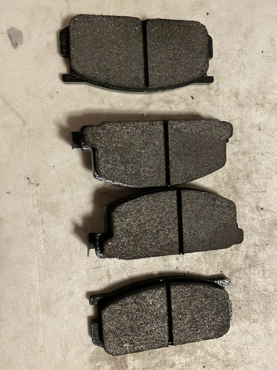Mintex MDB1166Front Brake Pad Set fits Toyota Subaru
