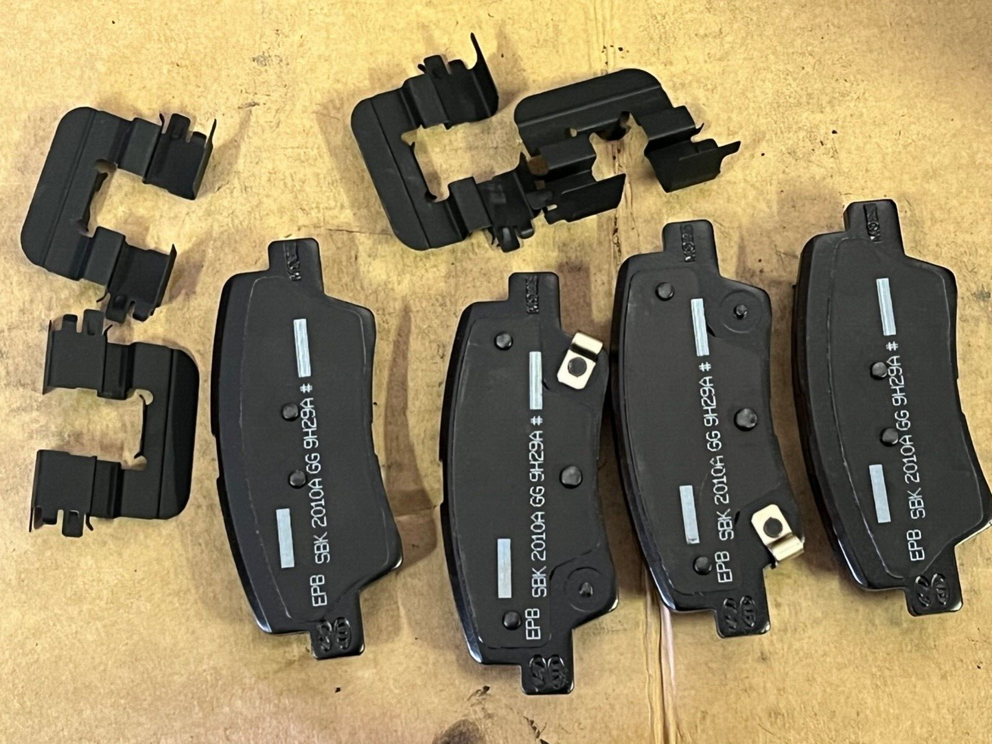 Genuine Hyundai 58302A6A20 Rear Brake Pads fits Hyundai Kia