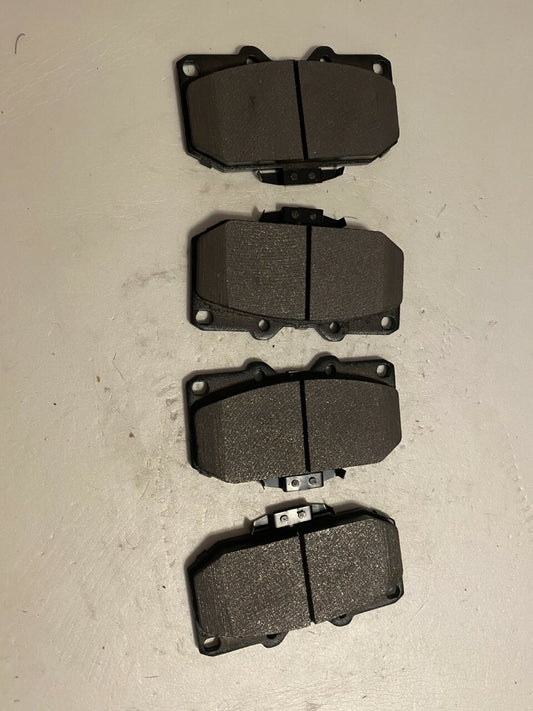 Solid Auto N104047 Front Brake Pad Set