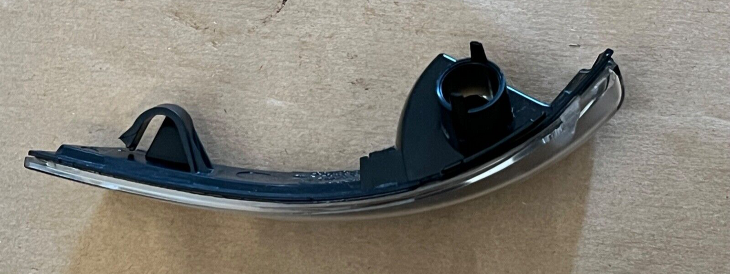 Genuine Ford 2097328 Focus MK3 Left Hand Near Side Mirror Indicator Repeater