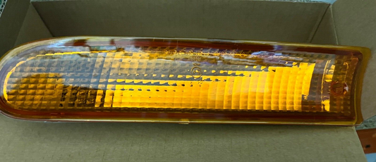 Depo 212-1670L-AE Front Bumper Left Hand Indicator fits Toyota RAV 4