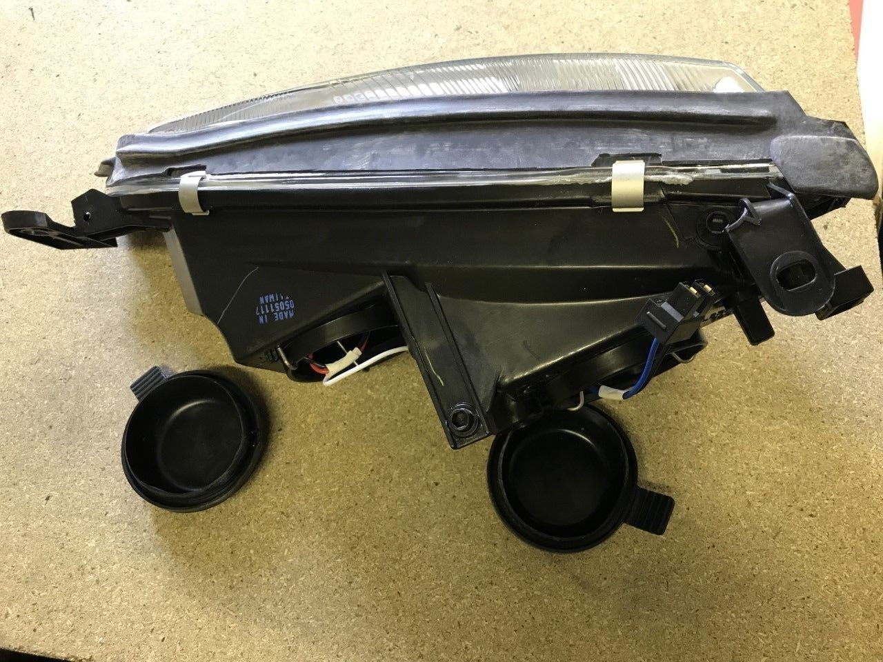 Headlight Lamp with Electric Motor Off Side Right Hand Vectra B 205029082B