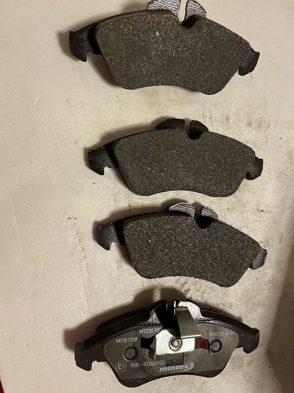 Mintex MDB1739 Front Brake Pad Set fits Mercedes Sprinter VW 