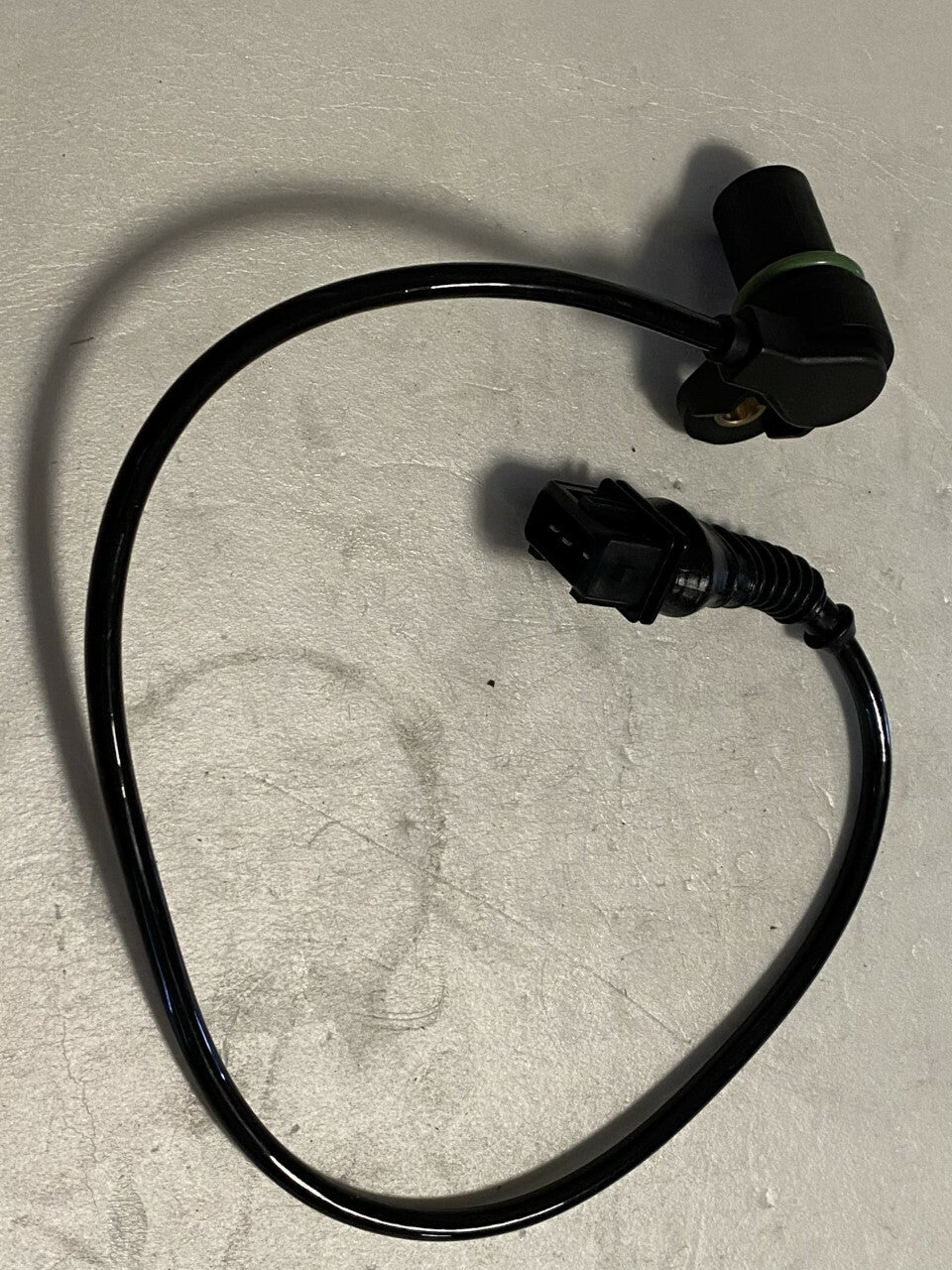 Fuel Parts CS1323 Camshaft Sensor