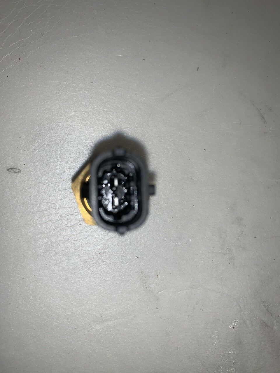 Fuel Parts WS1072 Coolant Temperature Transmitter Sensor 