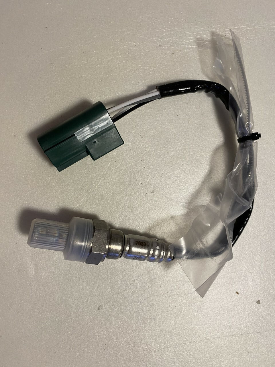 Fuel Parts LB2115 Lambda Sensor Oxygen o2 Sensor fits