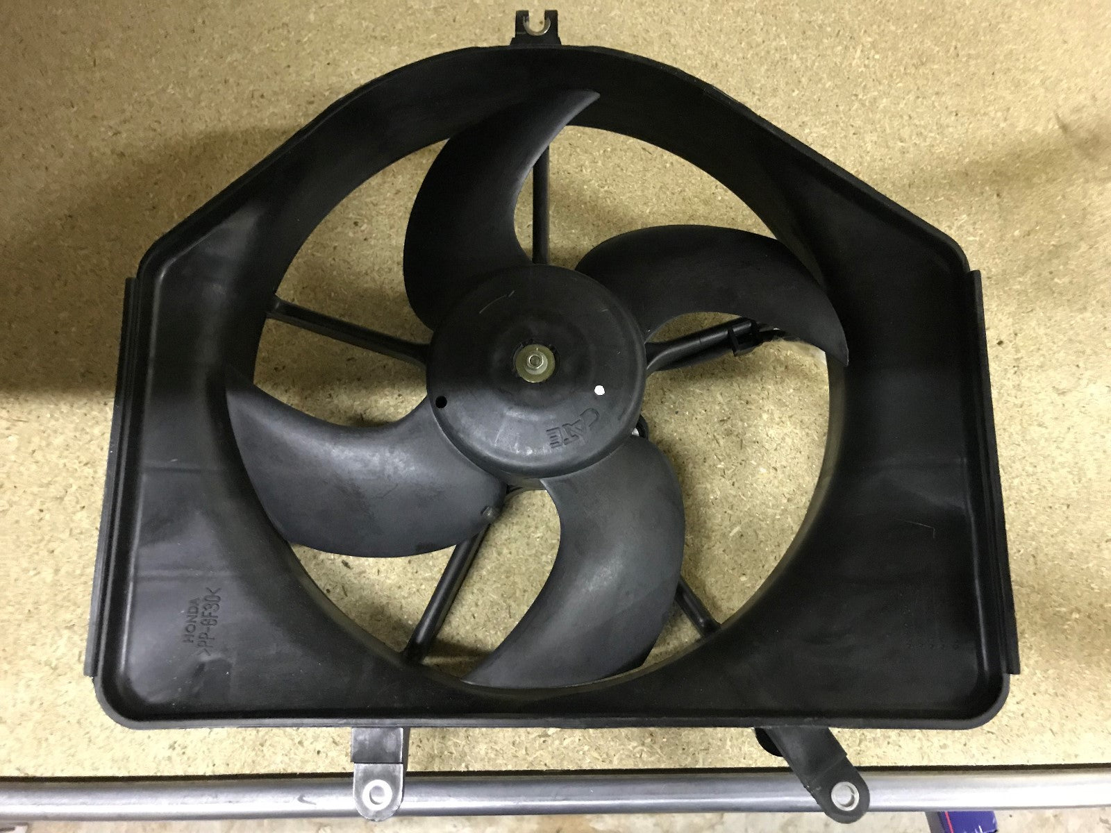 Cooling Fan Honda CR-V 95-99 2.0p Jazz 02-04 1.4p Nissens 85022 ECP No 213600020