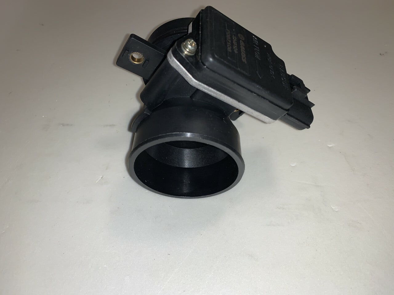 Fuel Parts MAFS141-OE Air Flow Meter fits Ford