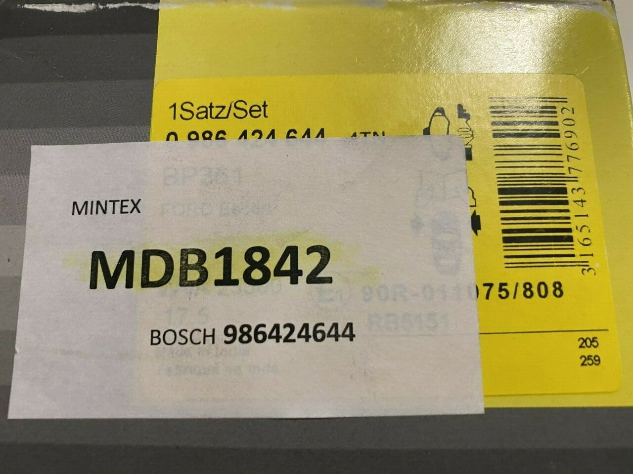 Bosch 0986424644 Front Brake Pad Set