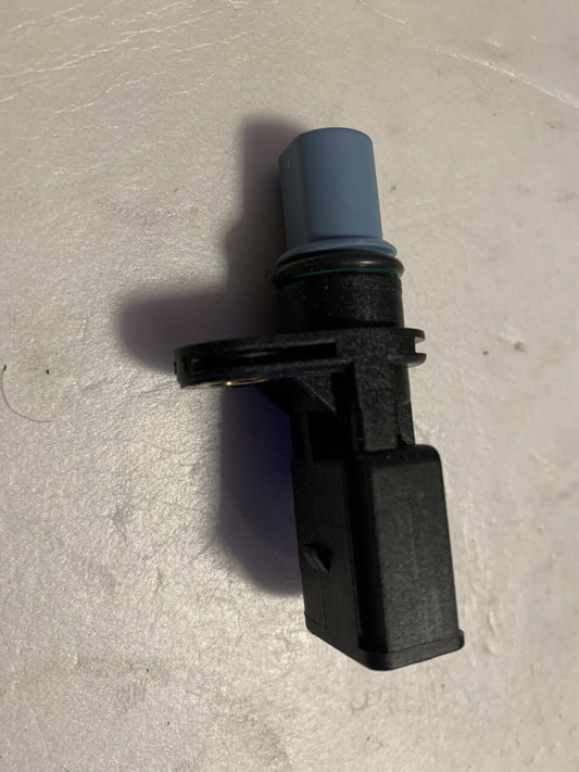 Fuel Parts CS1380 Camshaft Sensor