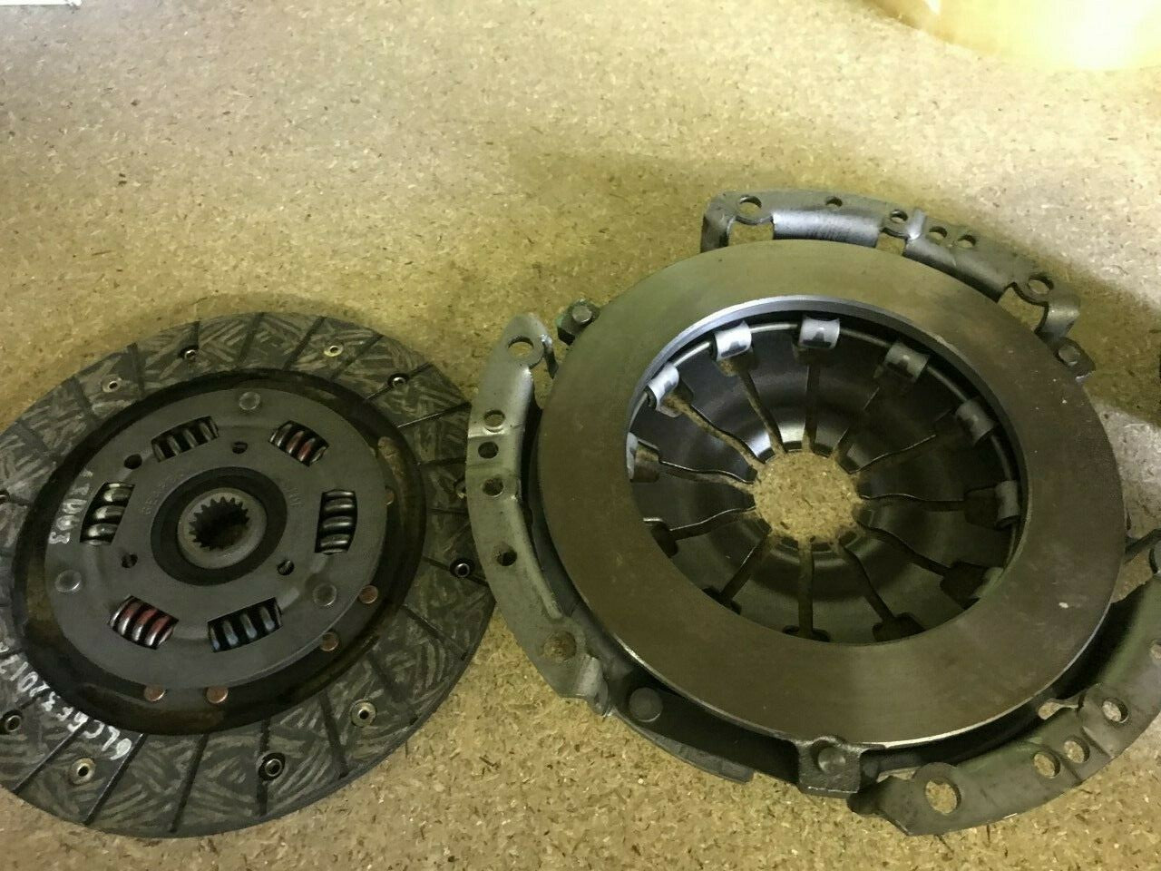 Mazda 2 Mazda 2 Series Solid Auto M210075 Clutch Kit
